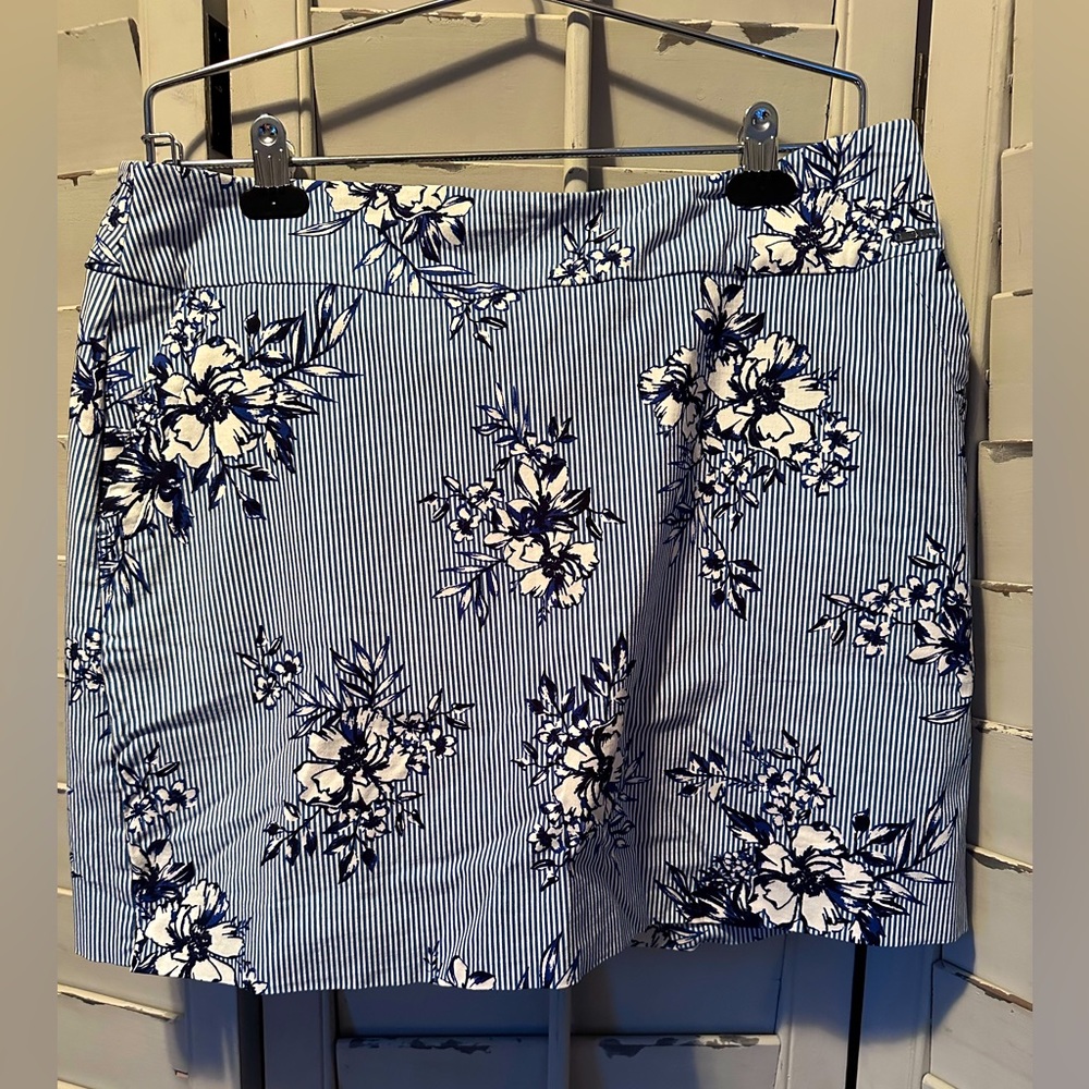 S.C.&CO. skort like new